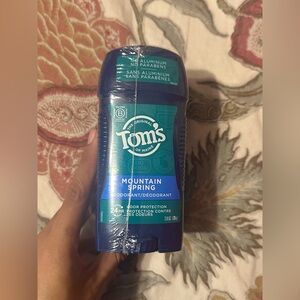 tom’s deodorant (pack of 3)